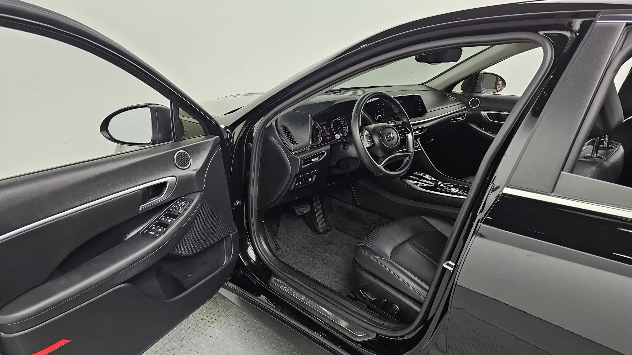 Hyundai Sonata 2.0 Premium, 2021 г. 48119 км. — фото 10