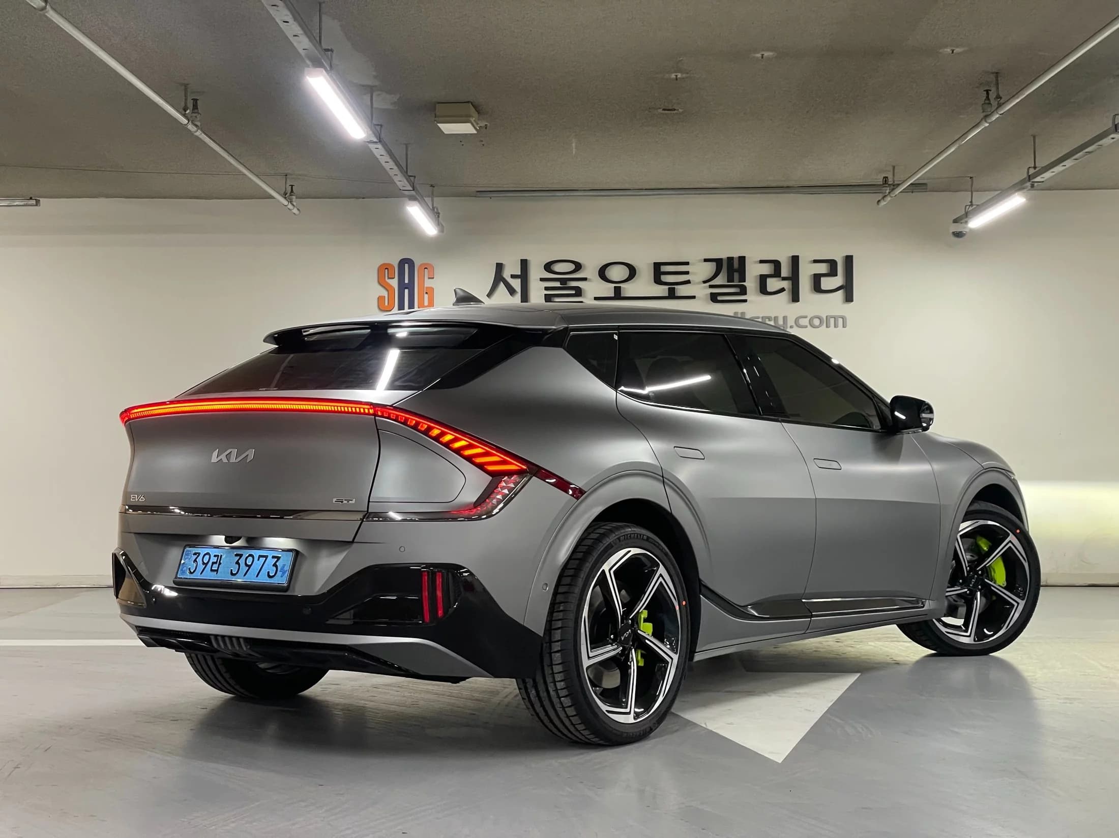 Kia EV6 GT 4WD, электромобиль, 2022 г. 37104 км. — фото 2