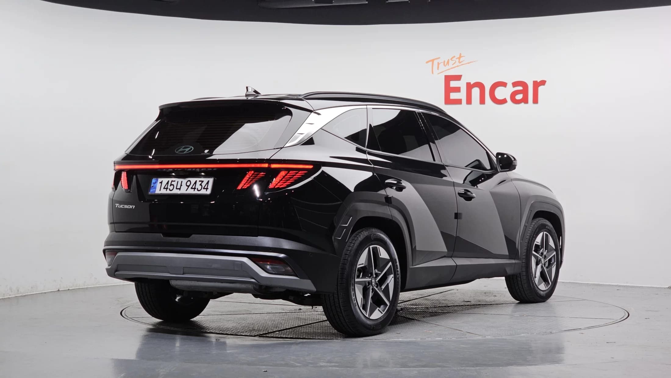 Hyundai Tucson HEV 1.6 2WD Inspiration, гибрид, 2024 г. 17238 км. — фото 2