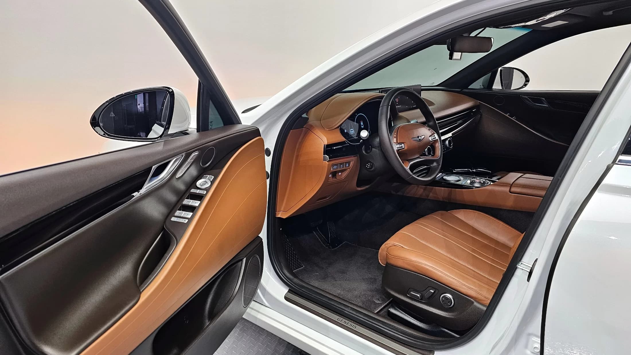 Genesis G80 Gasoline 2.5 Turbo AWD, 2022 г. 56772 км. — фото 11