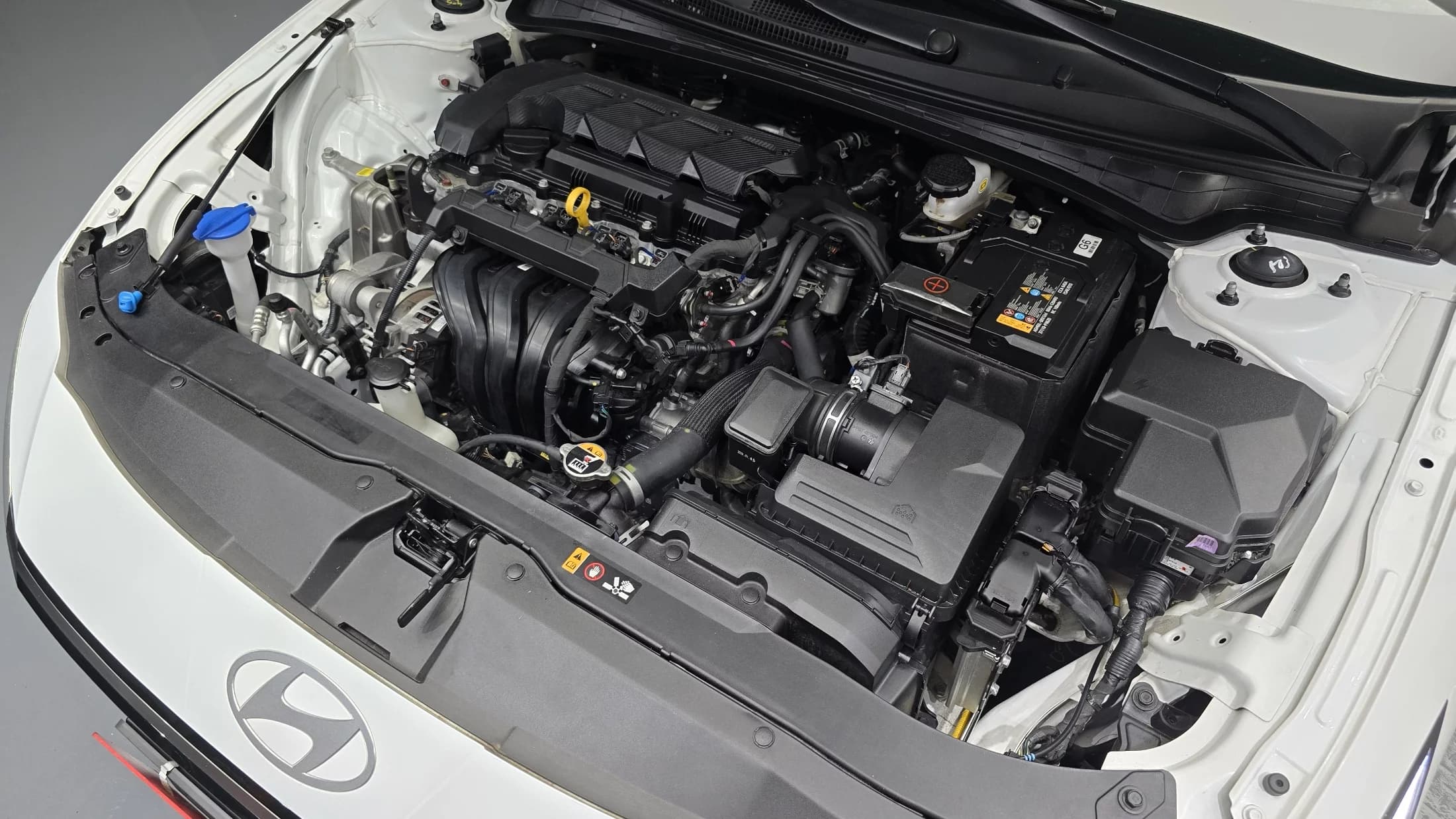 Hyundai AVANTE (Хендай Элантра) 1.6 Modern, 2023 г. 25495 км. — фото 6