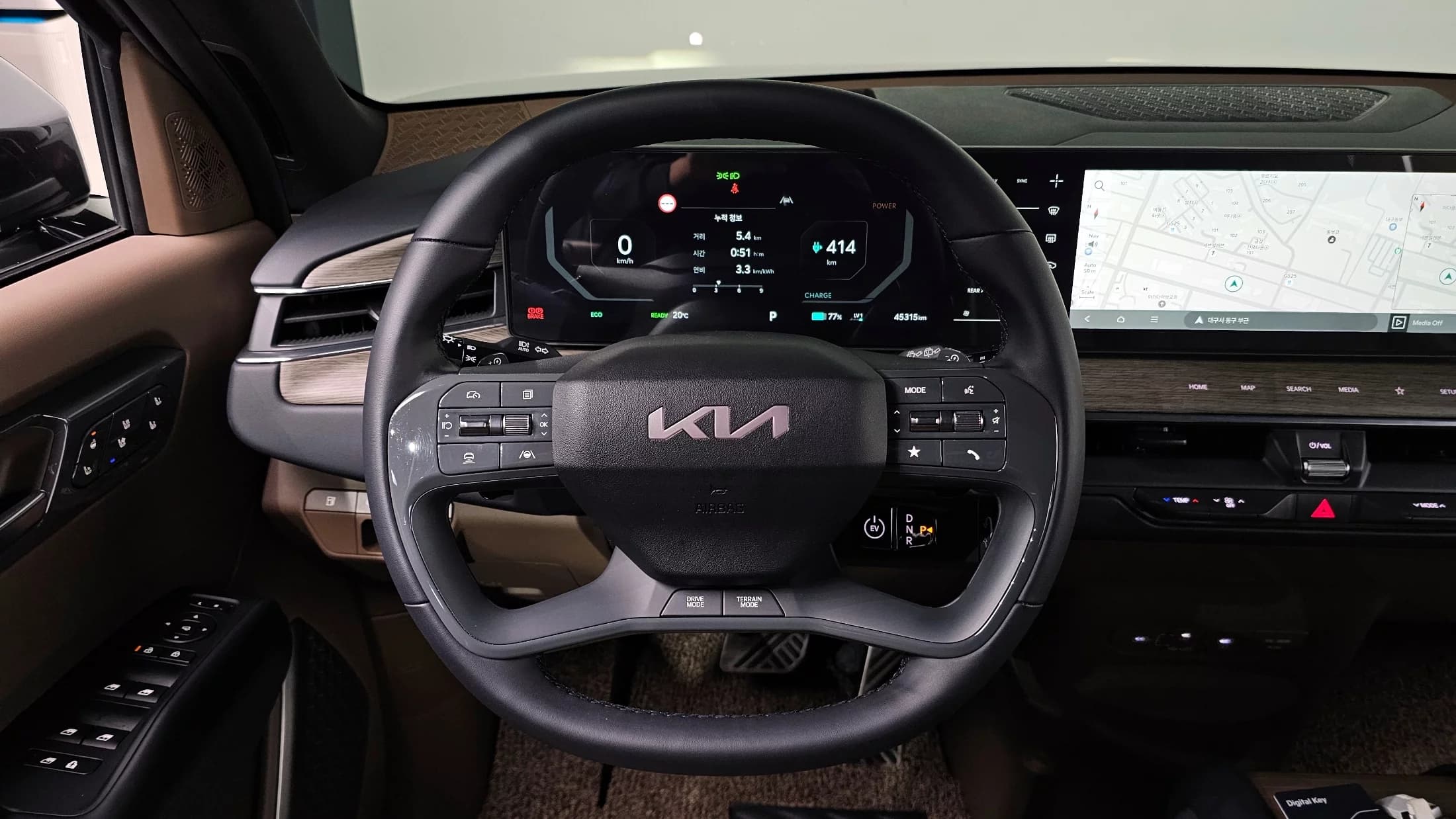 Kia EV9 Long Range 4WD Earth, электромобиль, 2023 г. 45445 км. — фото 13