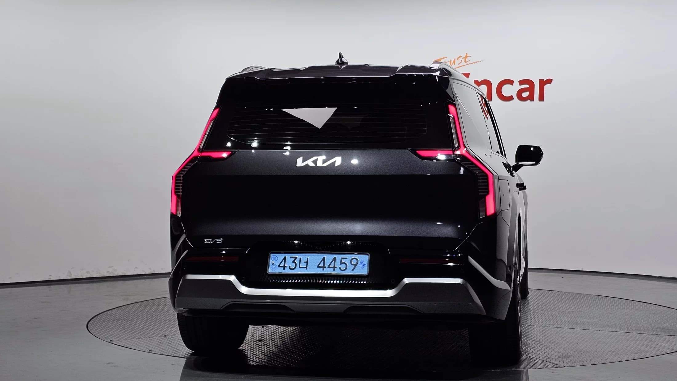 Kia EV9 Long Range 4WD Earth, электромобиль, 2023 г. 45445 км. — фото 4