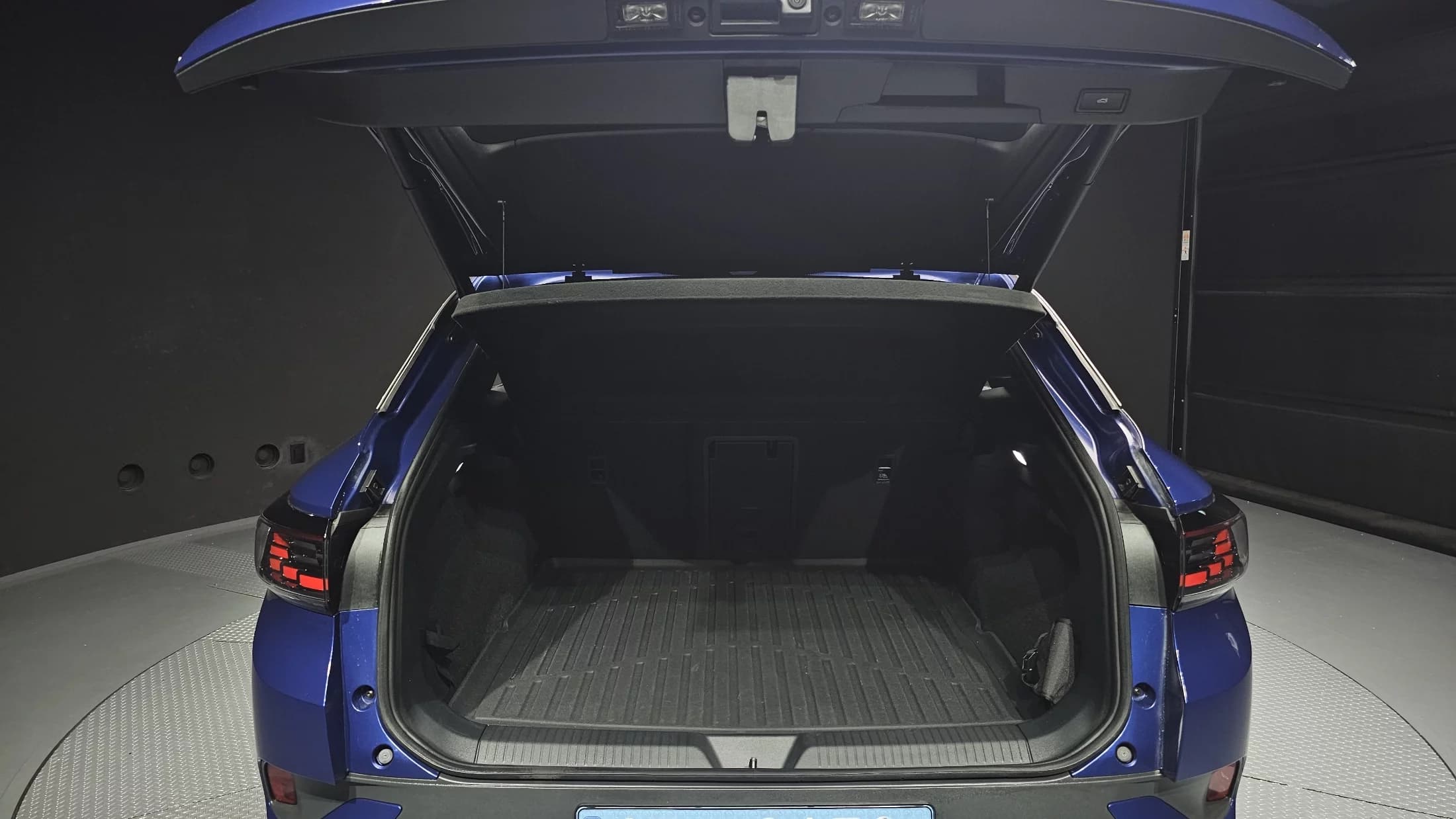 Volkswagen ID.4 Pro, электромобиль, 2025 г. 27837 км. — фото 20
