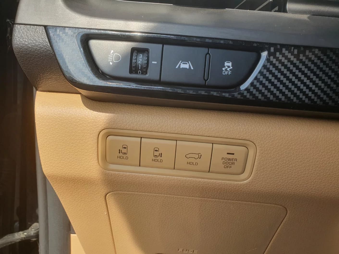 Kia Carnival 9-Seater Noblesse, 2021 г. 146121 км. — фото 11