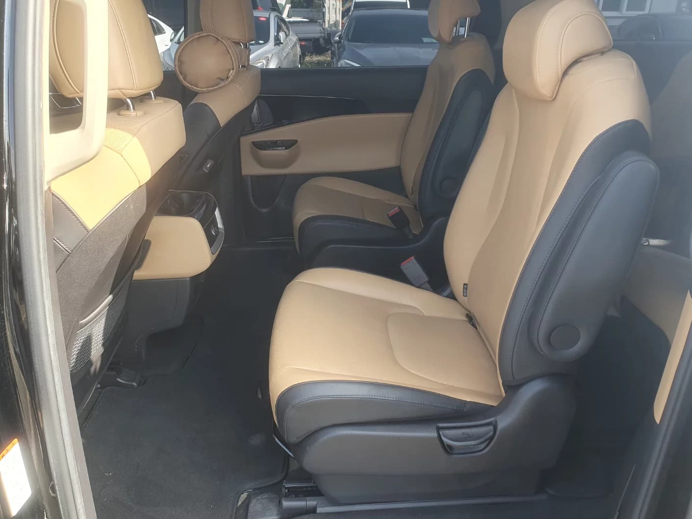 Kia Carnival 9-Seater Noblesse, 2021 г. 146121 км. — фото 7
