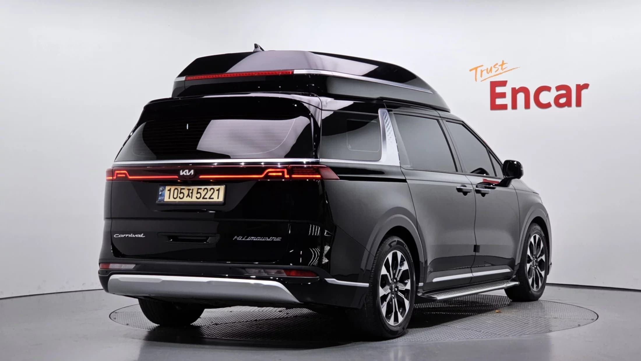 Kia Carnival Gasoline 9-Seater Hi-Limousine Signature, 2021 г. 98157 км. — фото 2