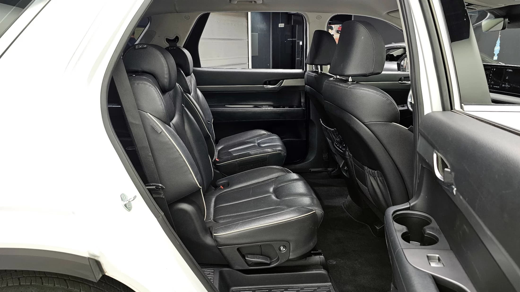 Hyundai Palisade Gasoline 3.8 2WD Exclusive, 2023 г. 61807 км. — фото 12