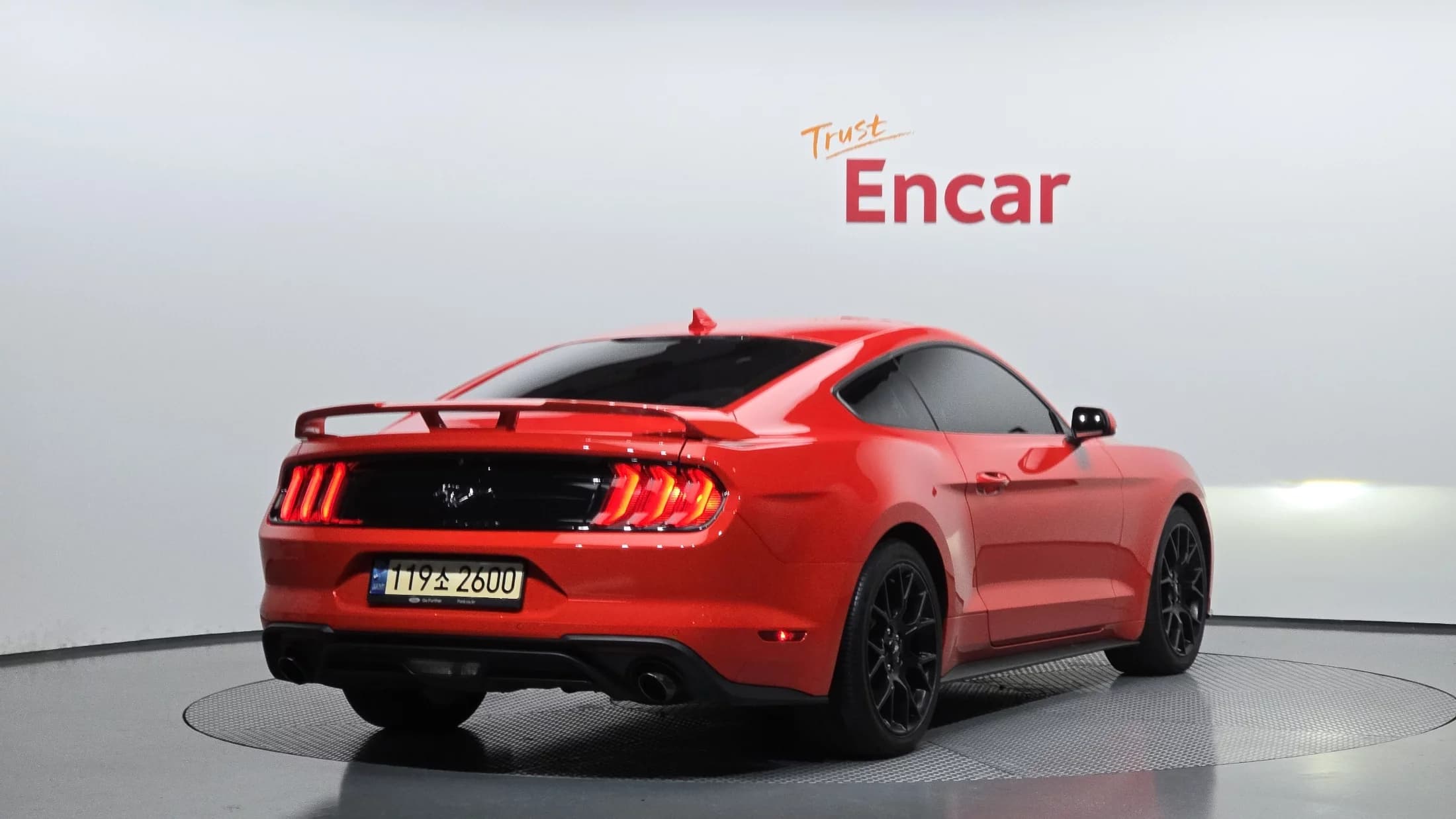Ford MUSTANG Coupe, 2021 г. 117984 км. — фото 2