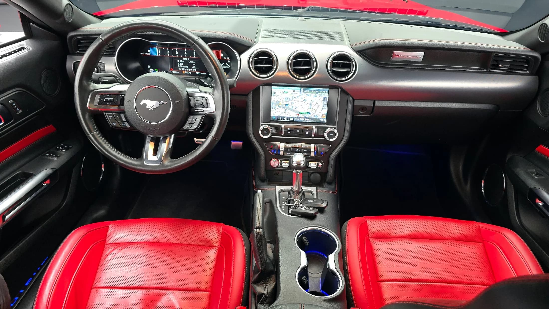 Ford MUSTANG Coupe, 2021 г. 117984 км. — фото 7