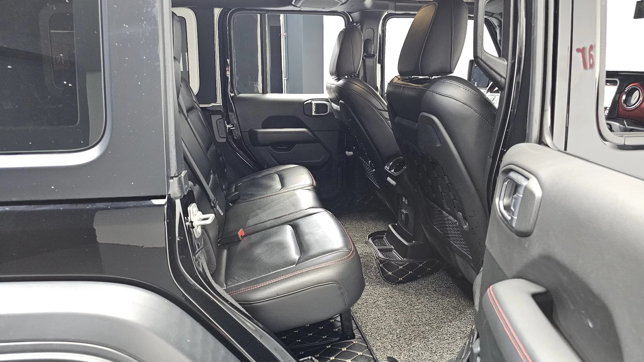 Jeep WRANGLER 2.0 Rubicon Power Top 4Door, 2021 г. 47650 км. — фото 12