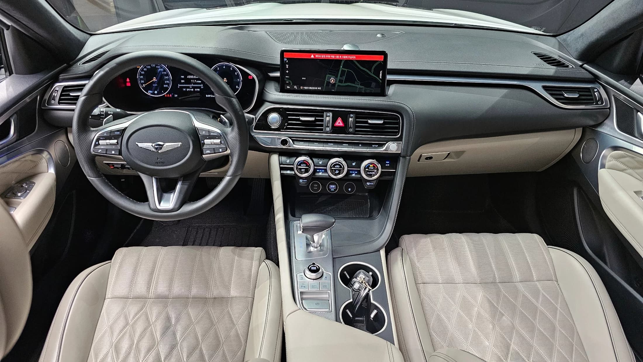 Genesis G70 Gasoline 2.0T 4WD, 2021 г. 95033 км. — фото 7