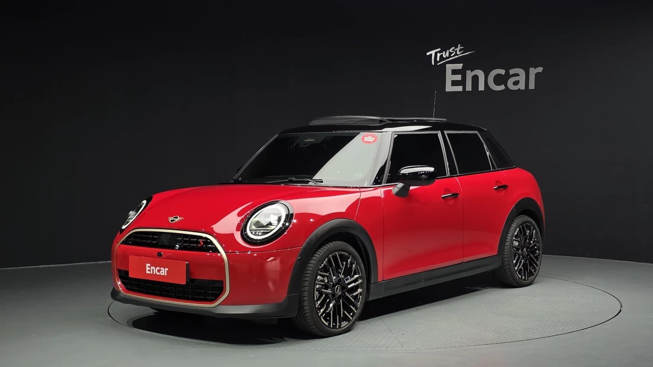 MINI Cooper 5 Door Favoured, 2025 г. 4148 км.