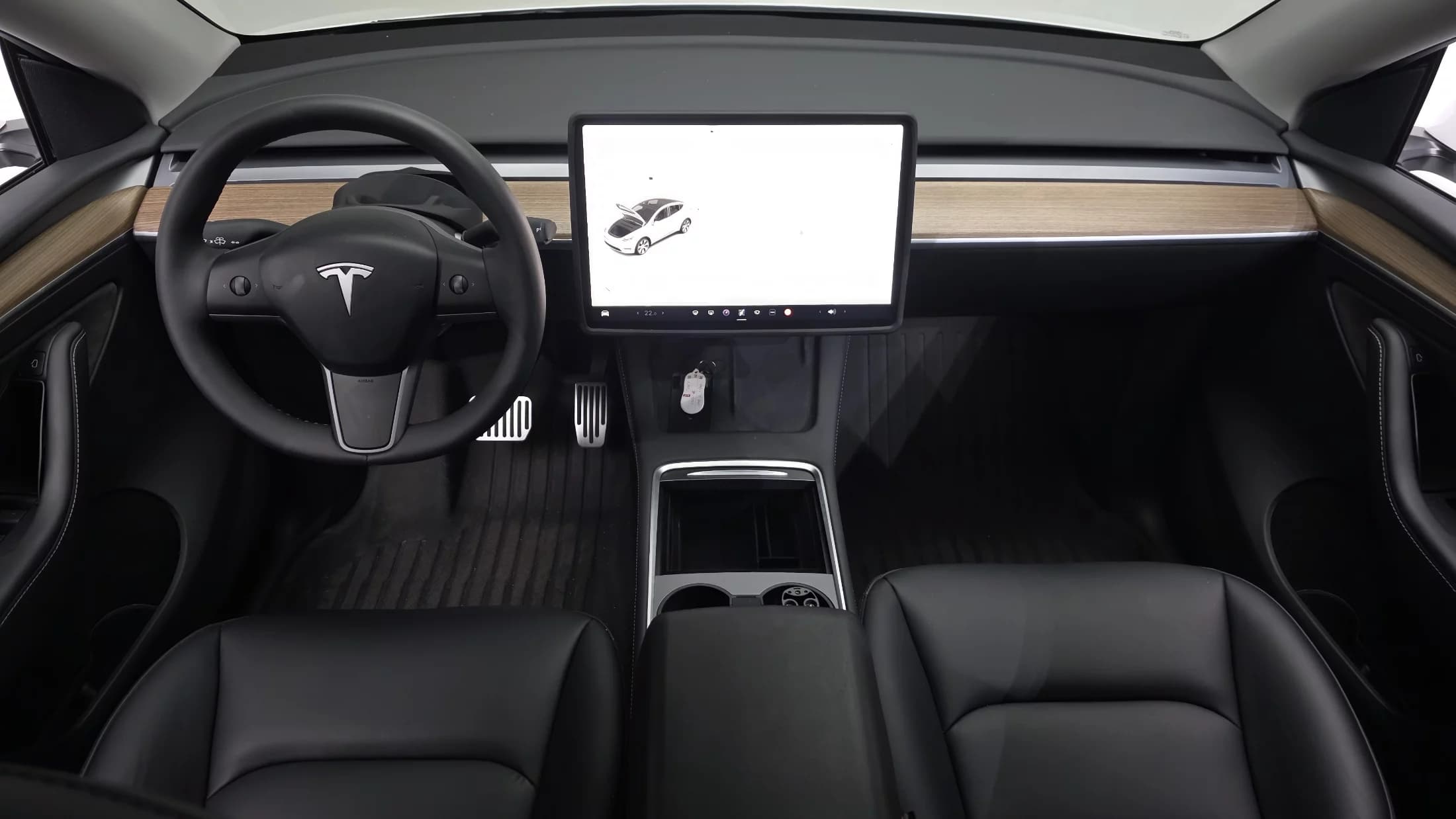 Tesla Model Y RWD, электромобиль, 2024 г. 25991 км. — фото 6