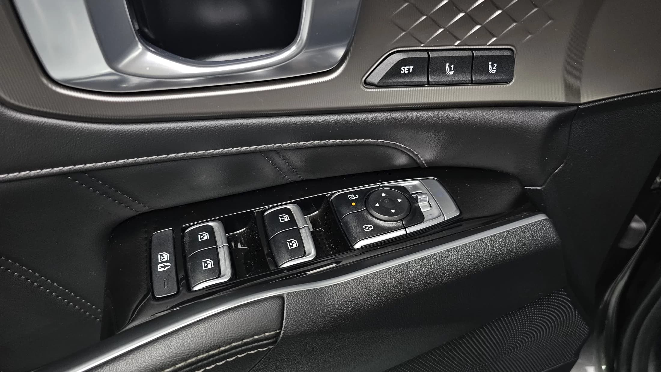 Kia Sorento Diesel 2.2 4WD Noblesse, 2024 г. 74886 км. — фото 13