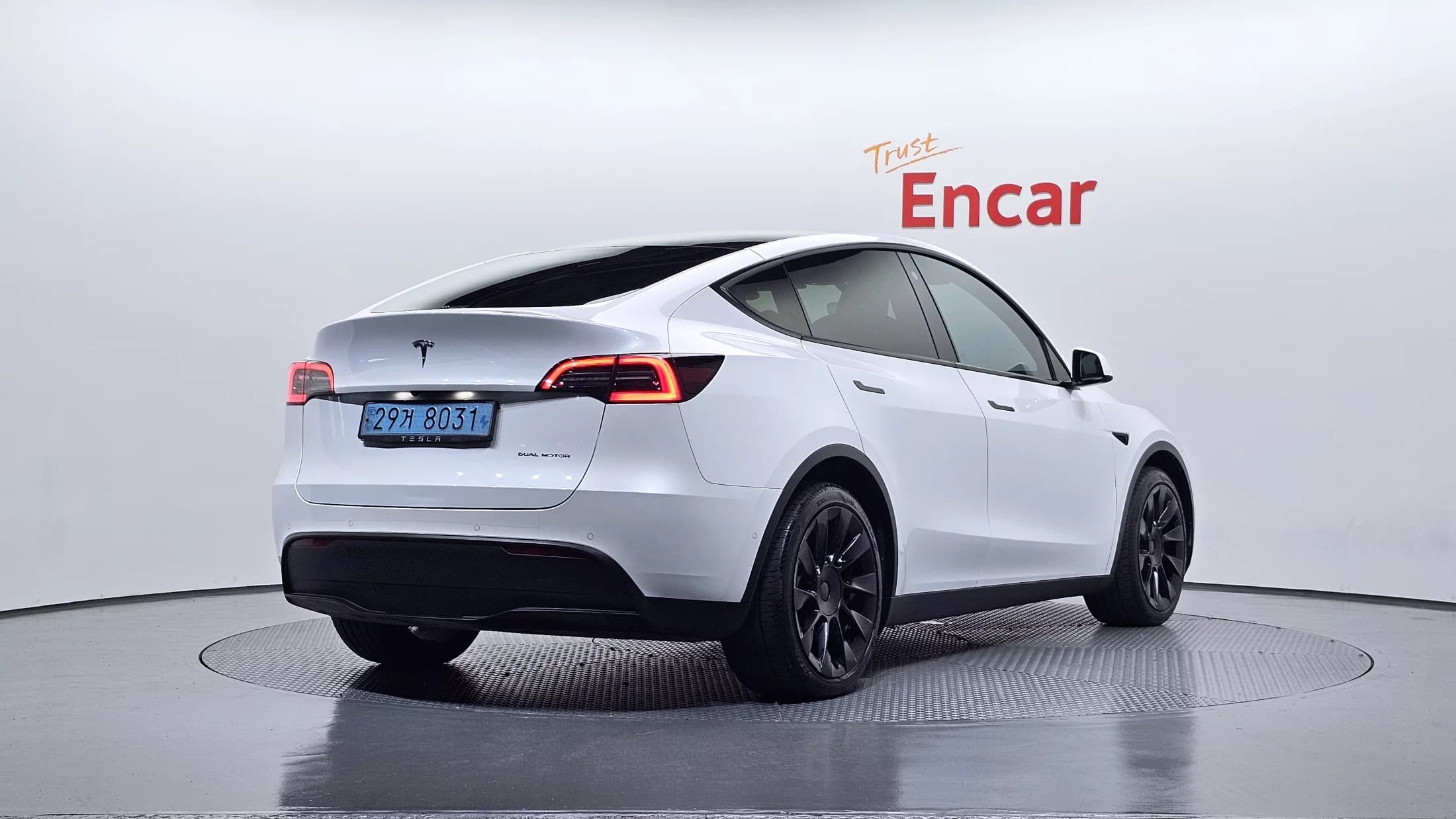 Tesla Model Y Long Range, электромобиль, 2021 г. 64851 км. — фото 2
