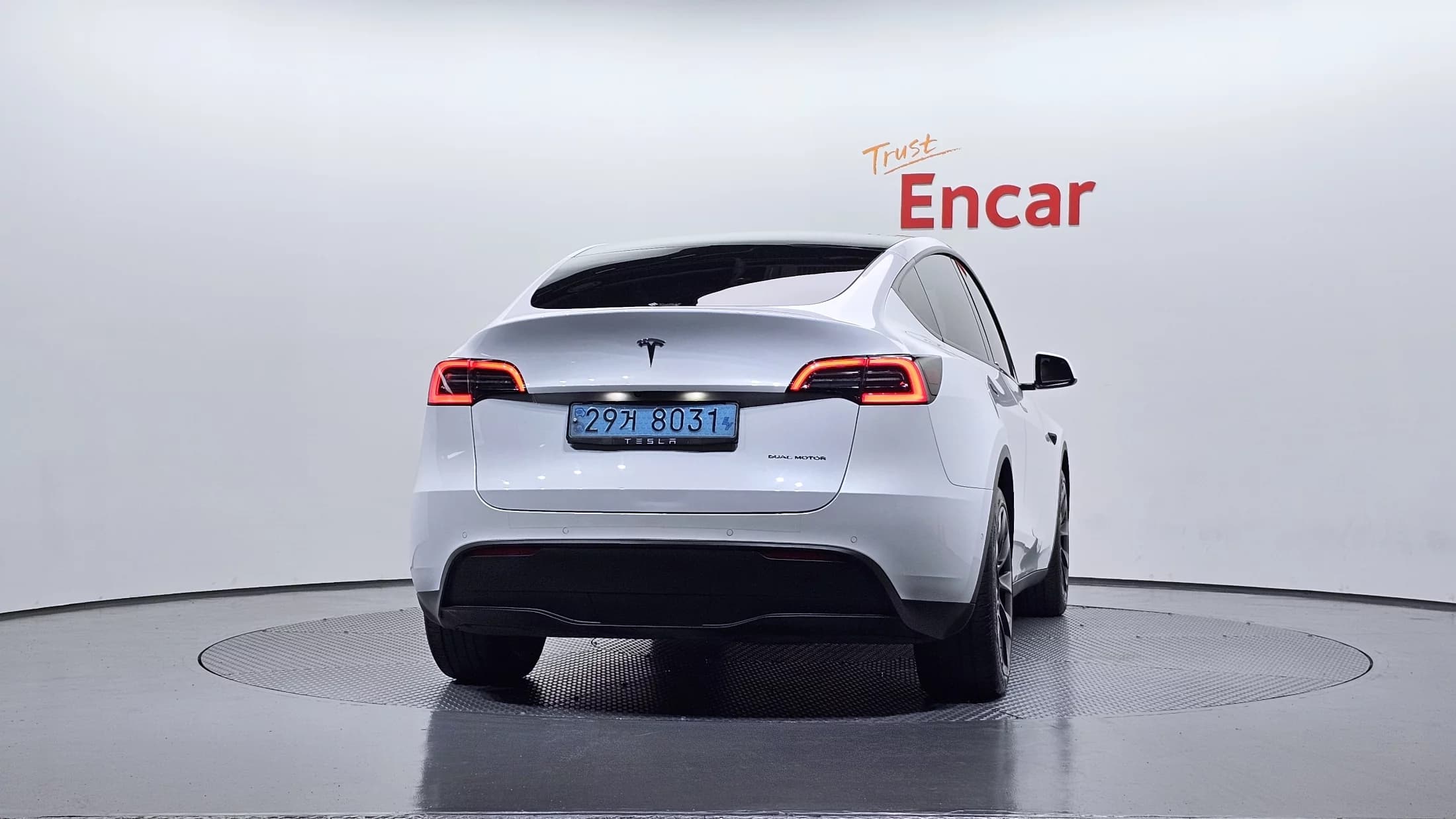 Tesla Model Y Long Range, электромобиль, 2021 г. 64851 км. — фото 4