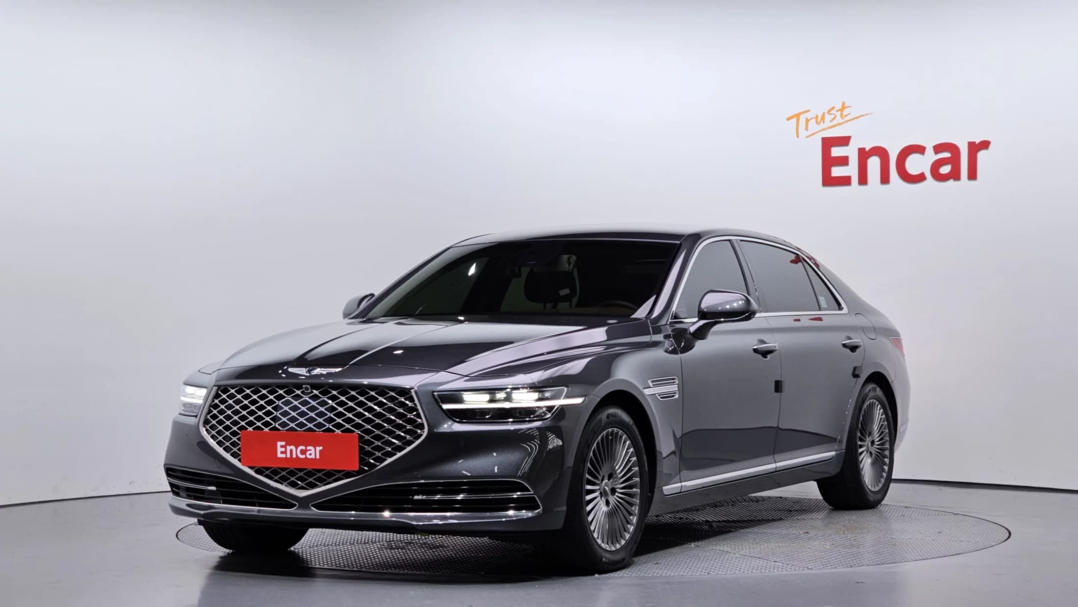 Genesis G90 3.8 AWD Luxury, 2021 г. 98751 км. — фото 2