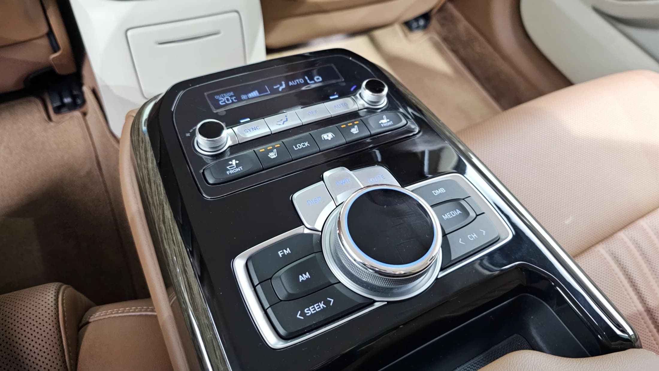 Genesis G90 3.8 AWD Luxury, 2021 г. 98751 км. — фото 38