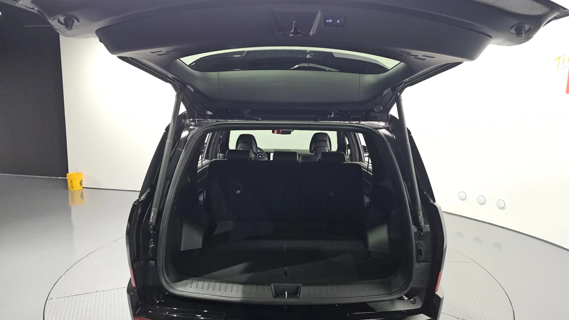 Hyundai Santa Fe Gasoline 2.5T 2WD Calligraphy, 2023 г. 45822 км. — фото 20