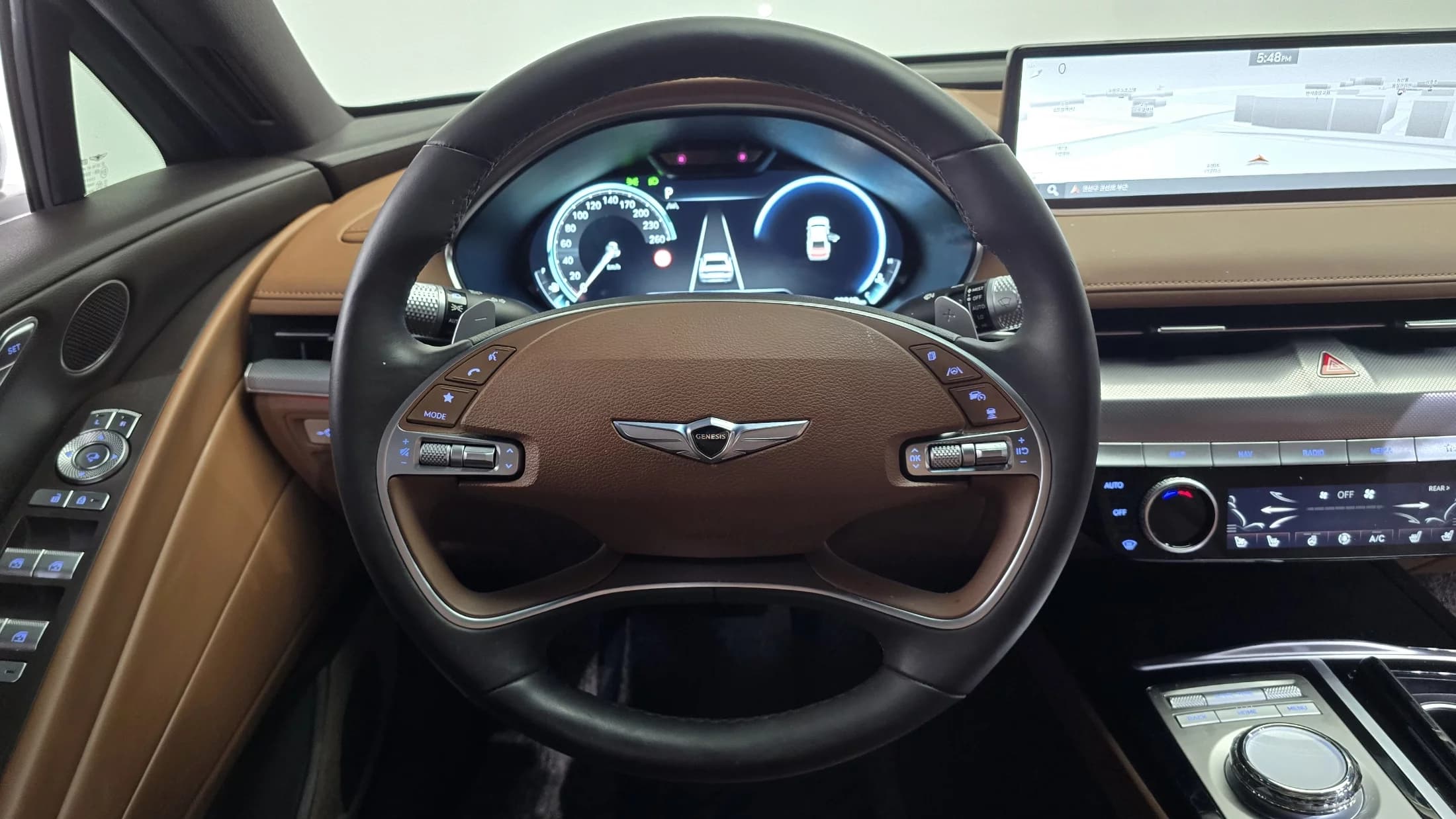 Genesis G80 Gasoline 2.5 Turbo AWD, 2024 г. 29220 км. — фото 13