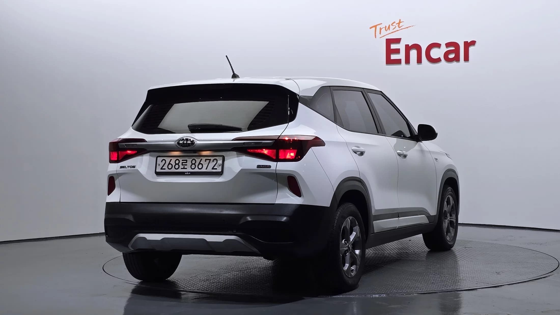 Kia Seltos Gasoline 1.6 Turbo 2WD Trendy, 2021 г. 93320 км. — фото 2