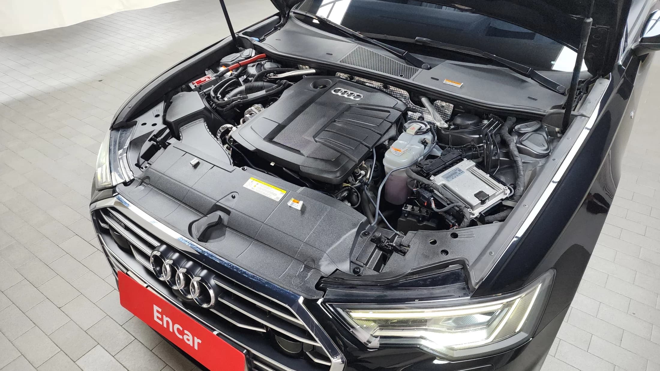 Audi A6 40 TDI Quattro Premium C7, 2021 г. 109396 км. — фото 6
