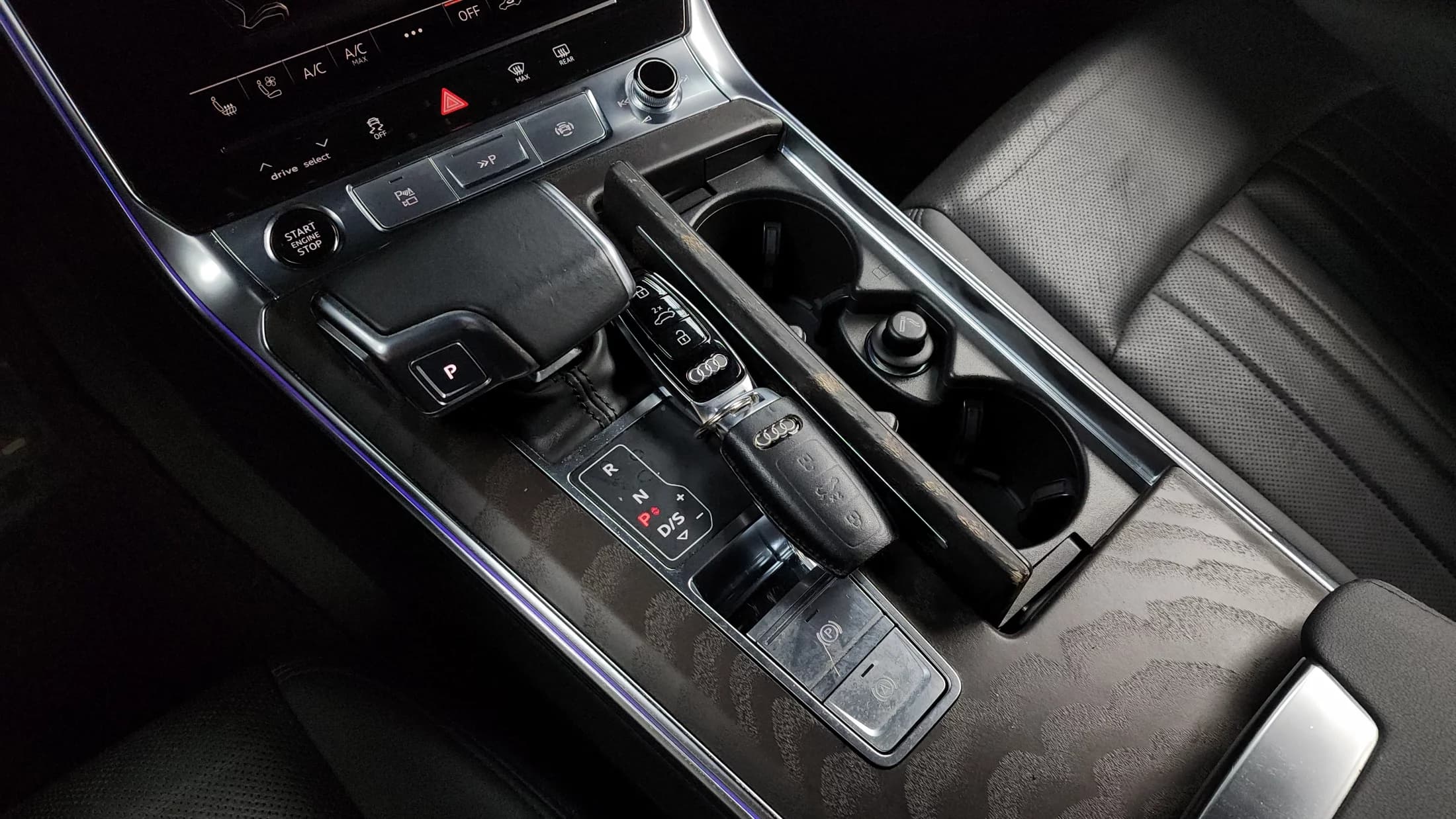 Audi A6 40 TDI Quattro Premium C7, 2021 г. 109396 км. — фото 9