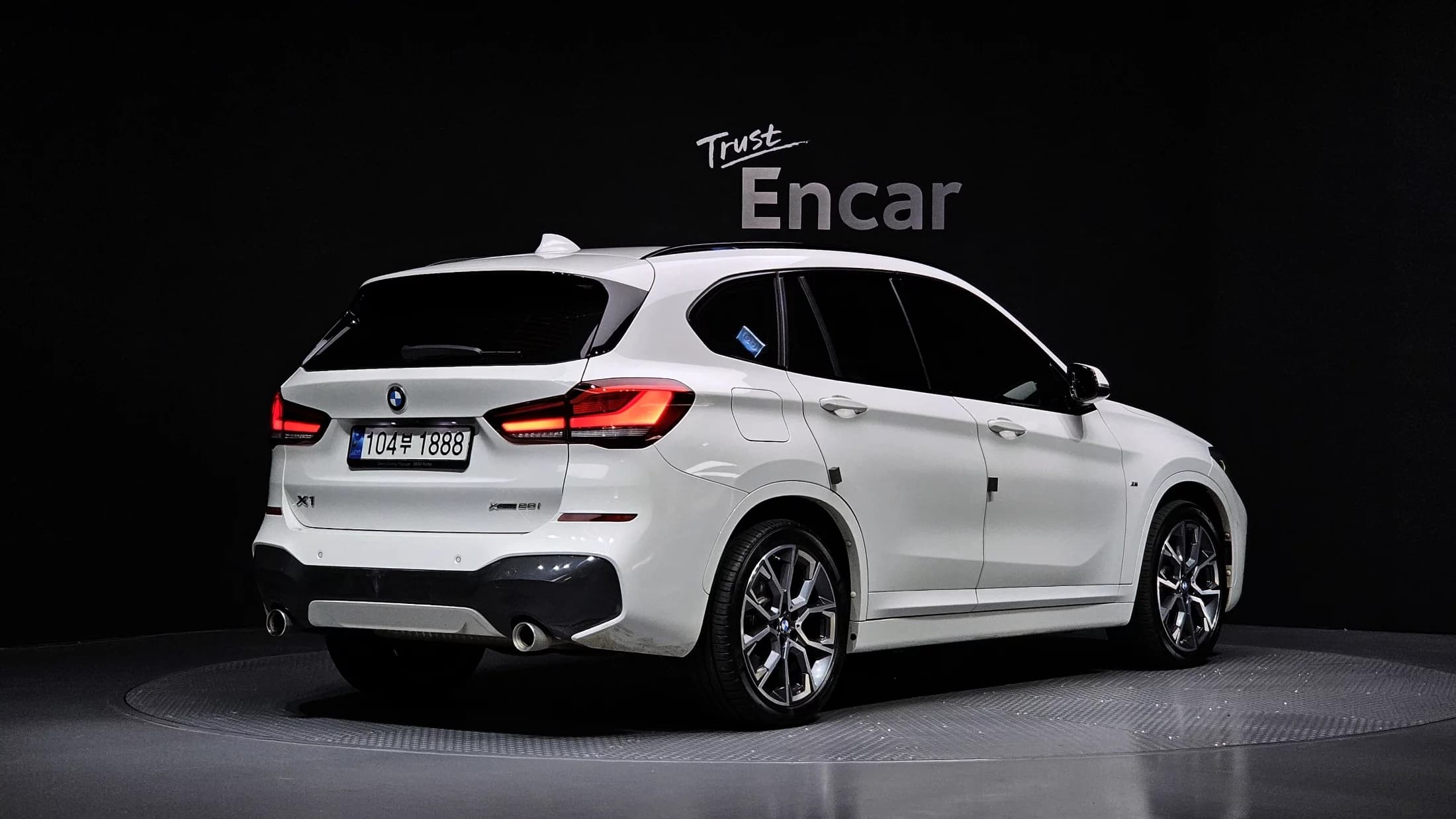 BMW X1 xDrive 20i M Sport, 2022 г. 88237 км. — фото 2