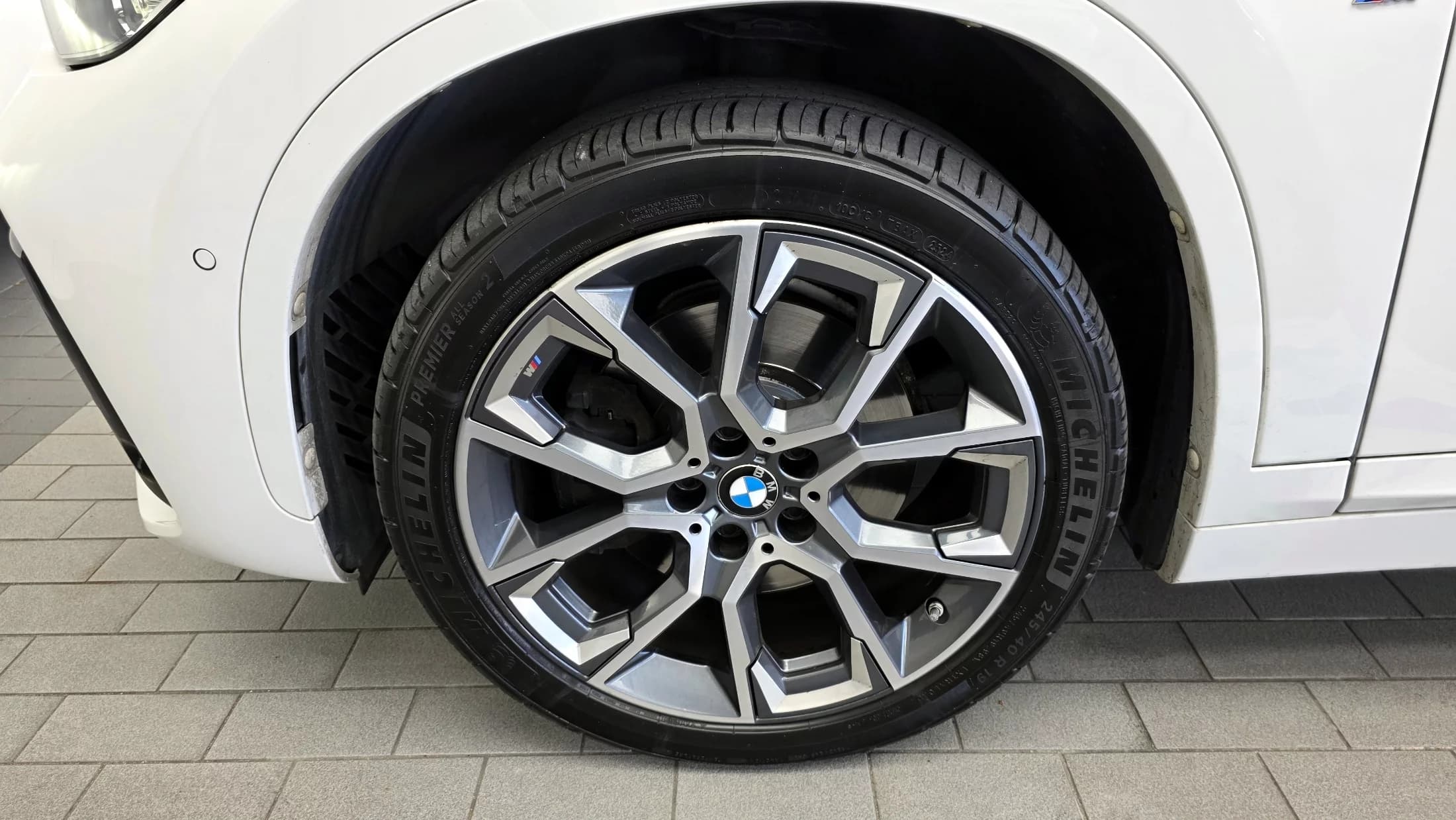 BMW X1 xDrive 20i M Sport, 2022 г. 88237 км. — фото 5