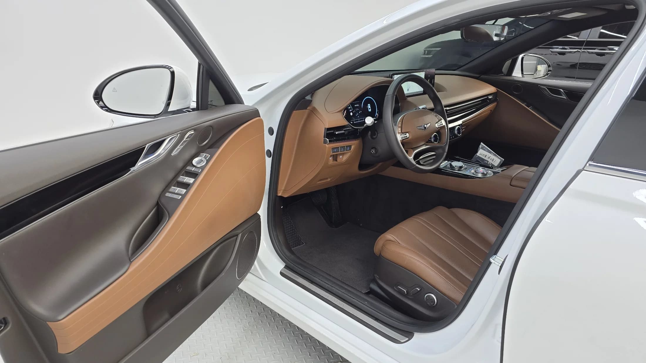 Genesis G80 Gasoline 2.5 Turbo AWD, 2023 г. 36886 км. — фото 10