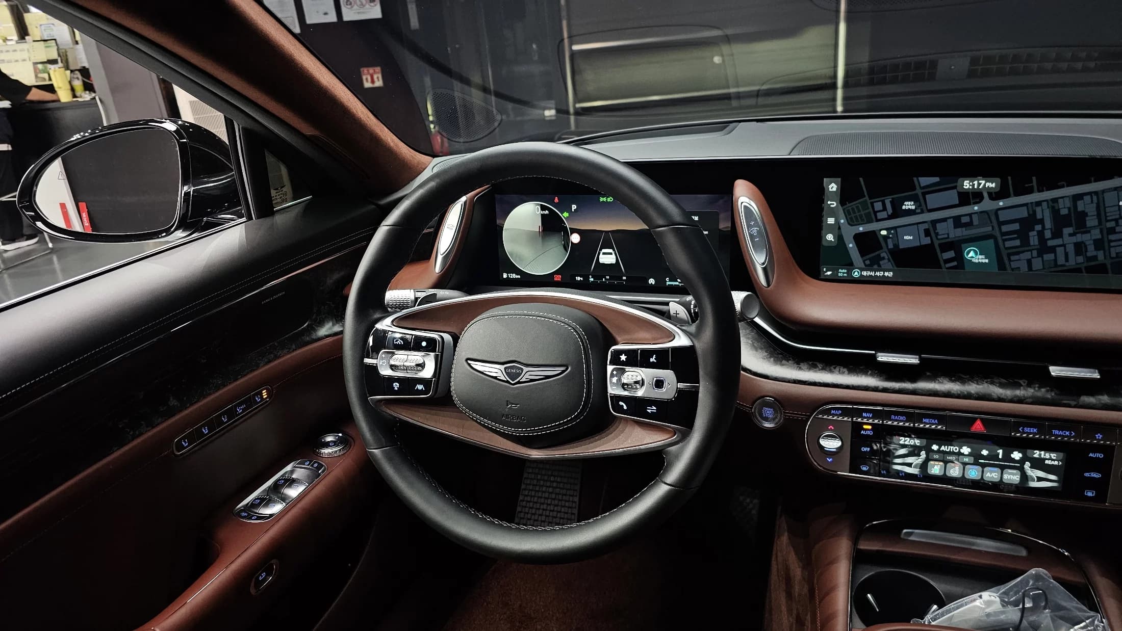 Genesis G90 Gasoline 3.5 Turbo AWD, 2022 г. 81692 км. — фото 14