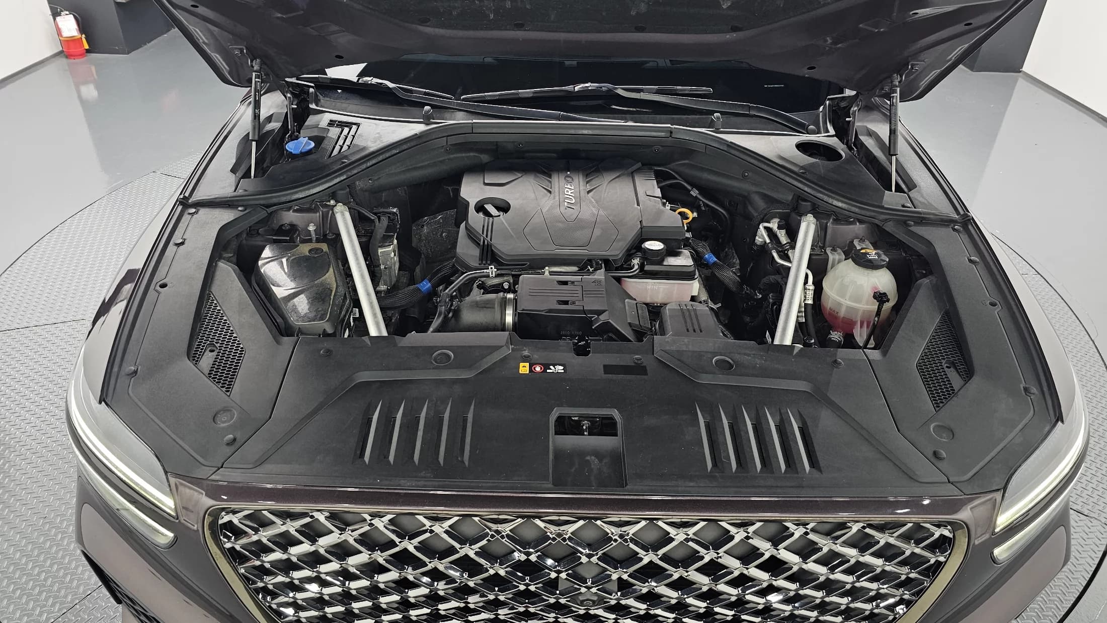 Genesis GV70 2.5T Gasoline 2WD, 2021 г. 158219 км. — фото 6