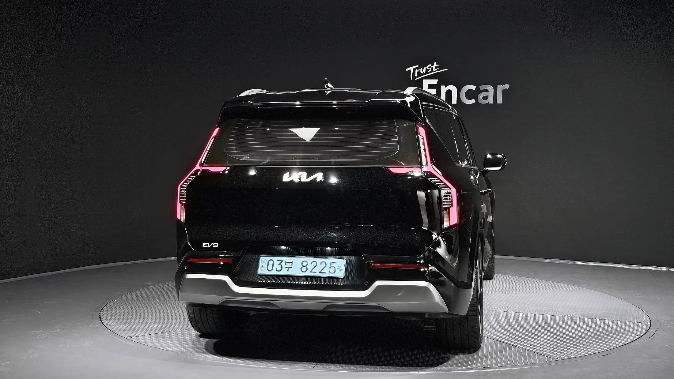 Kia EV9 Long Range 4WD Earth, электромобиль, 2023 г. 62072 км. — фото 4