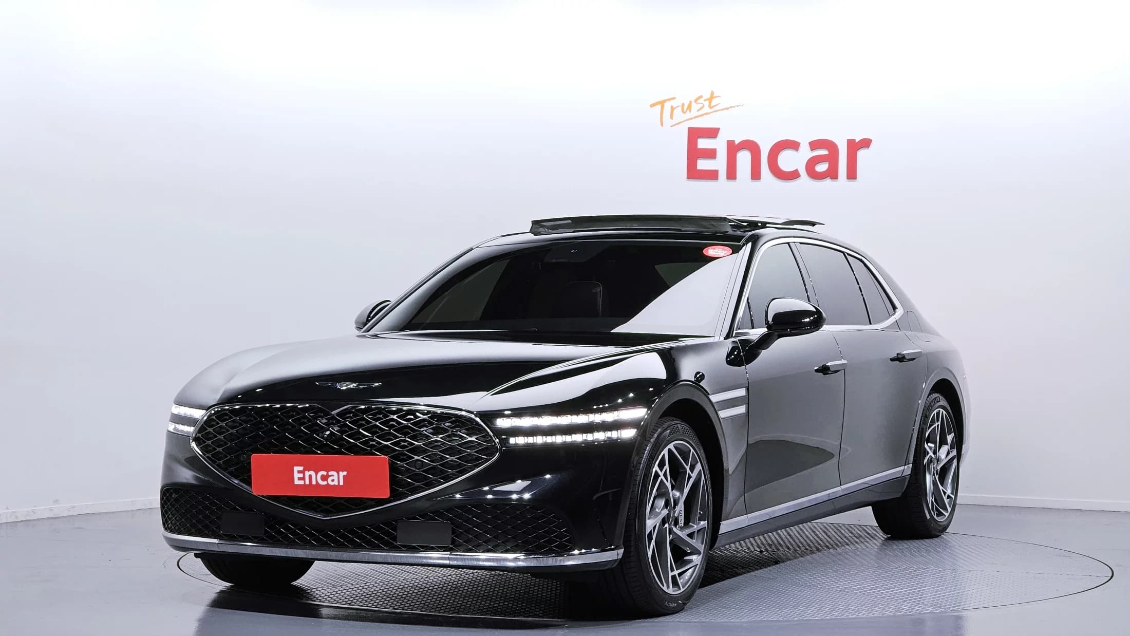Genesis G90 Gasoline 3.5 Turbo AWD, 2022 г. 56871 км.