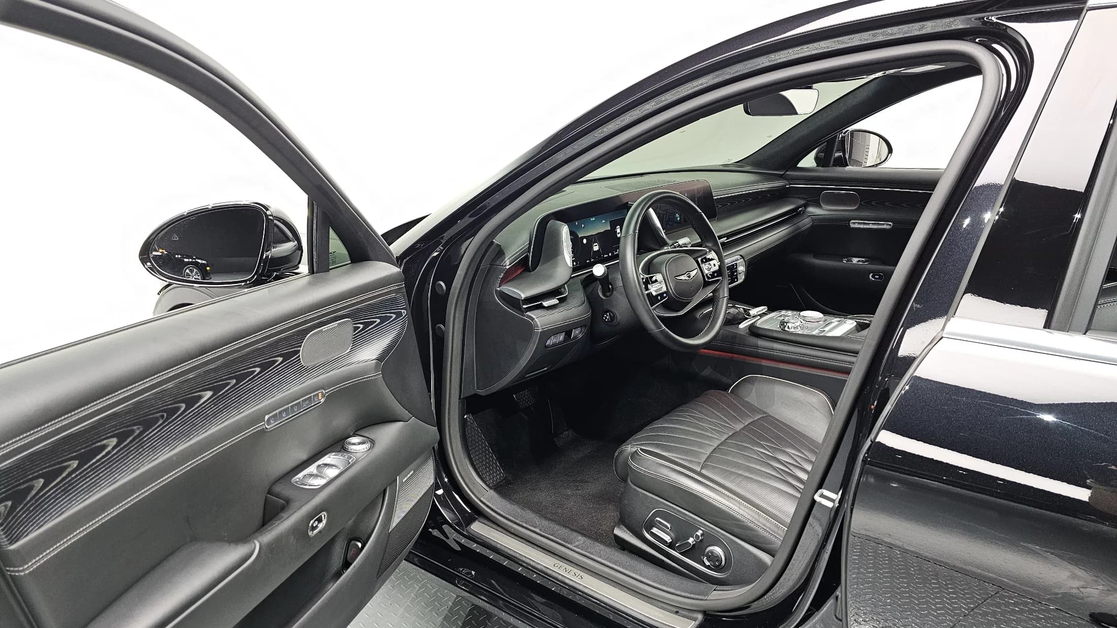 Genesis G90 Gasoline 3.5 Turbo AWD, 2022 г. 56871 км. — фото 11
