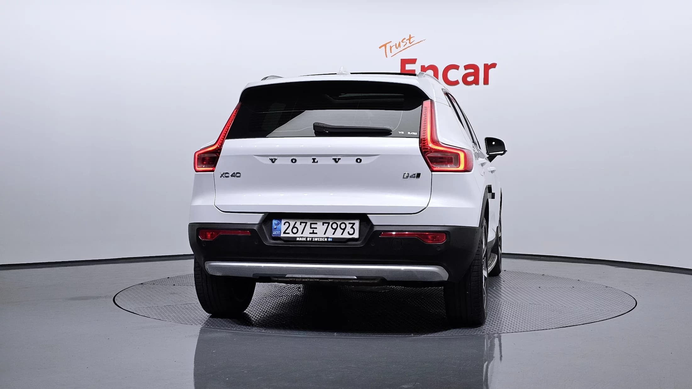 Volvo XC40 B4 Ultimate Bright, 2022 г. 31338 км. — фото 4