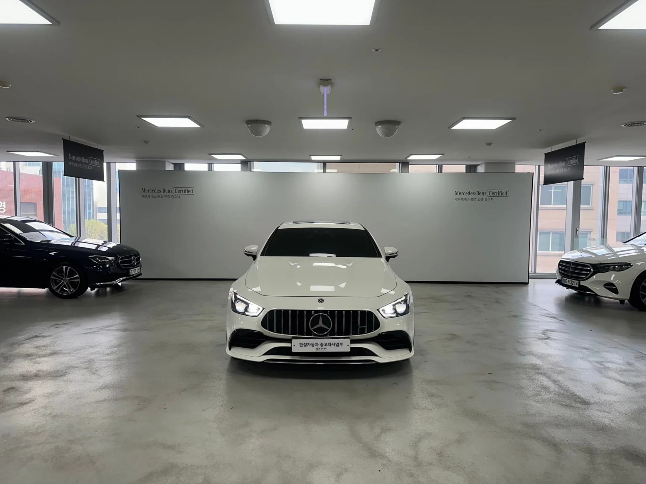 Mercedes-Benz AMG GT 4Door 43 4MATIC+, 2021 г. 89233 км. — фото 3