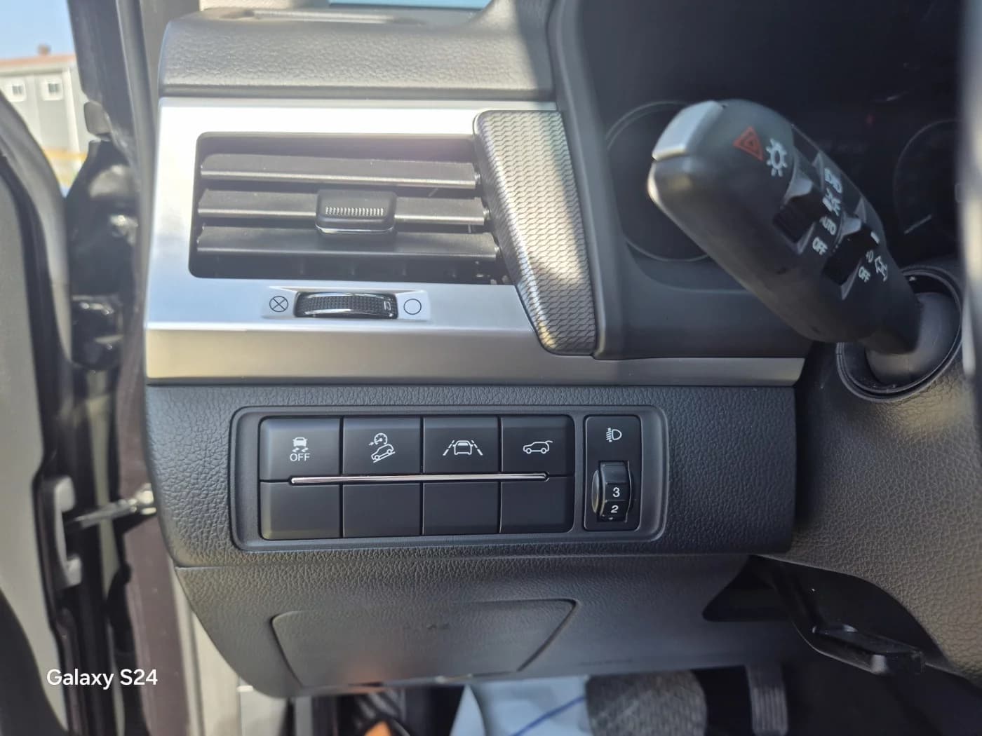 SsangYong Rexton Diesel 2.2 4WD Prestige, 2021 г. 111785 км. — фото 14