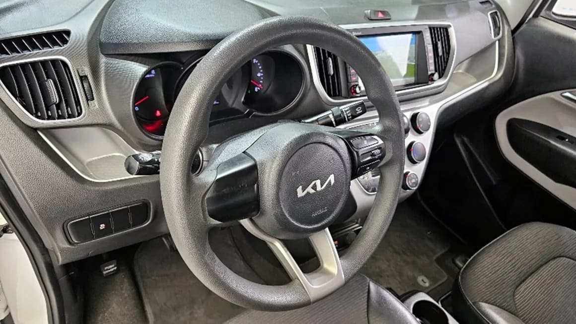 Kia RAY Van Prestige, 2022 г. 43784 км. — фото 13