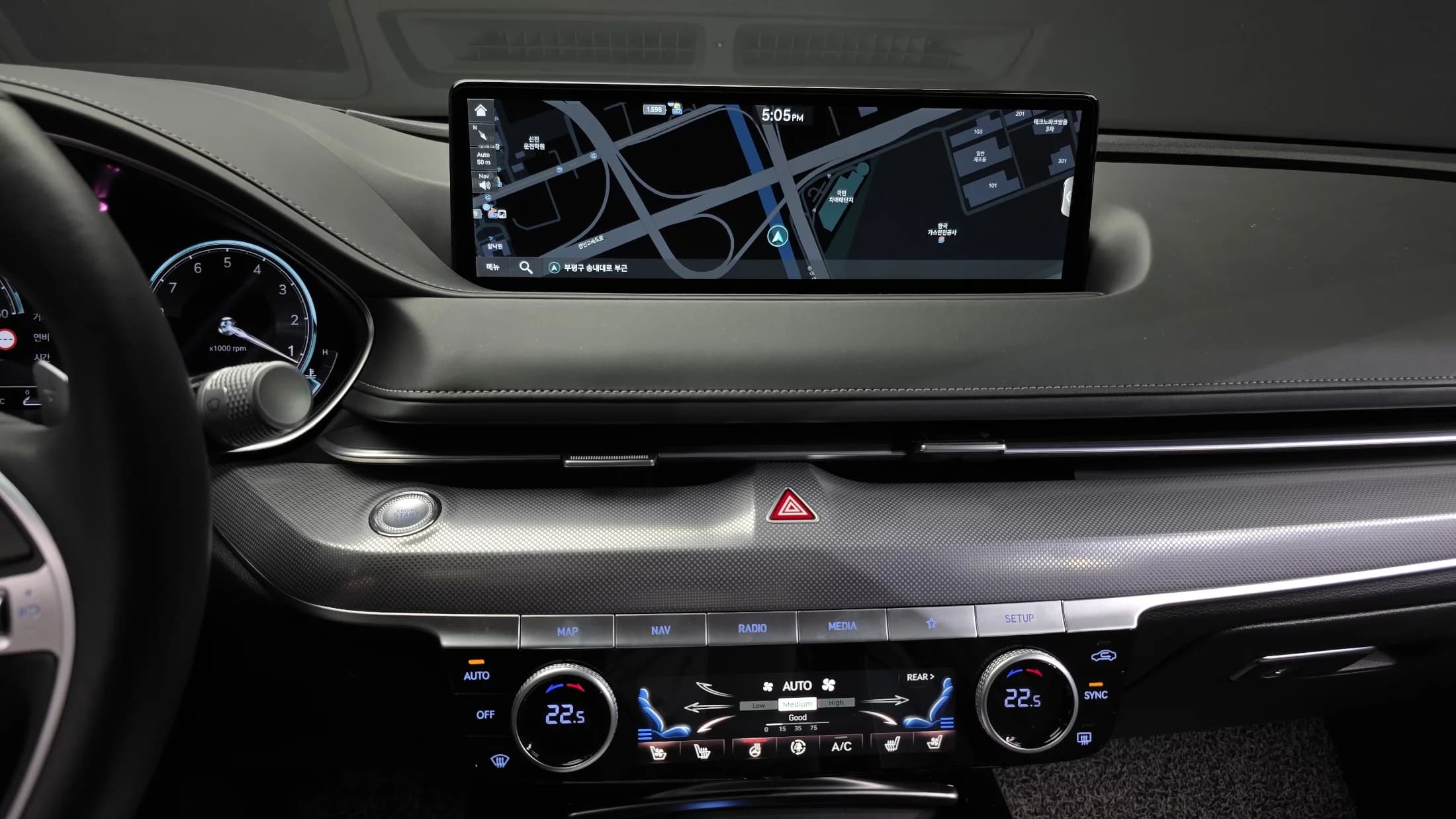 Genesis G80 Gasoline 2.5 Turbo AWD, 2023 г. 33622 км. — фото 14