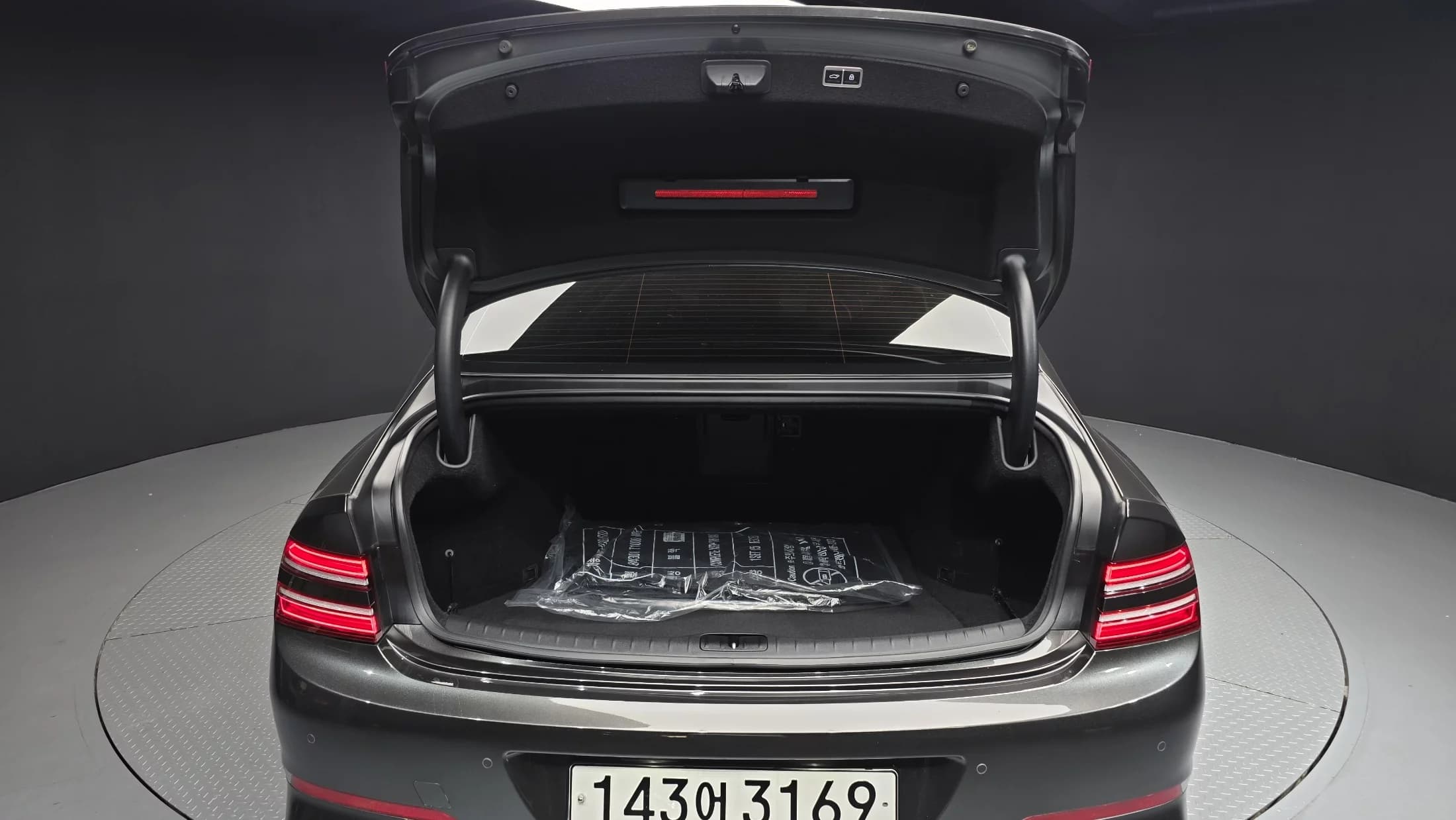 Genesis G80 Gasoline 2.5 Turbo AWD, 2023 г. 33622 км. — фото 20