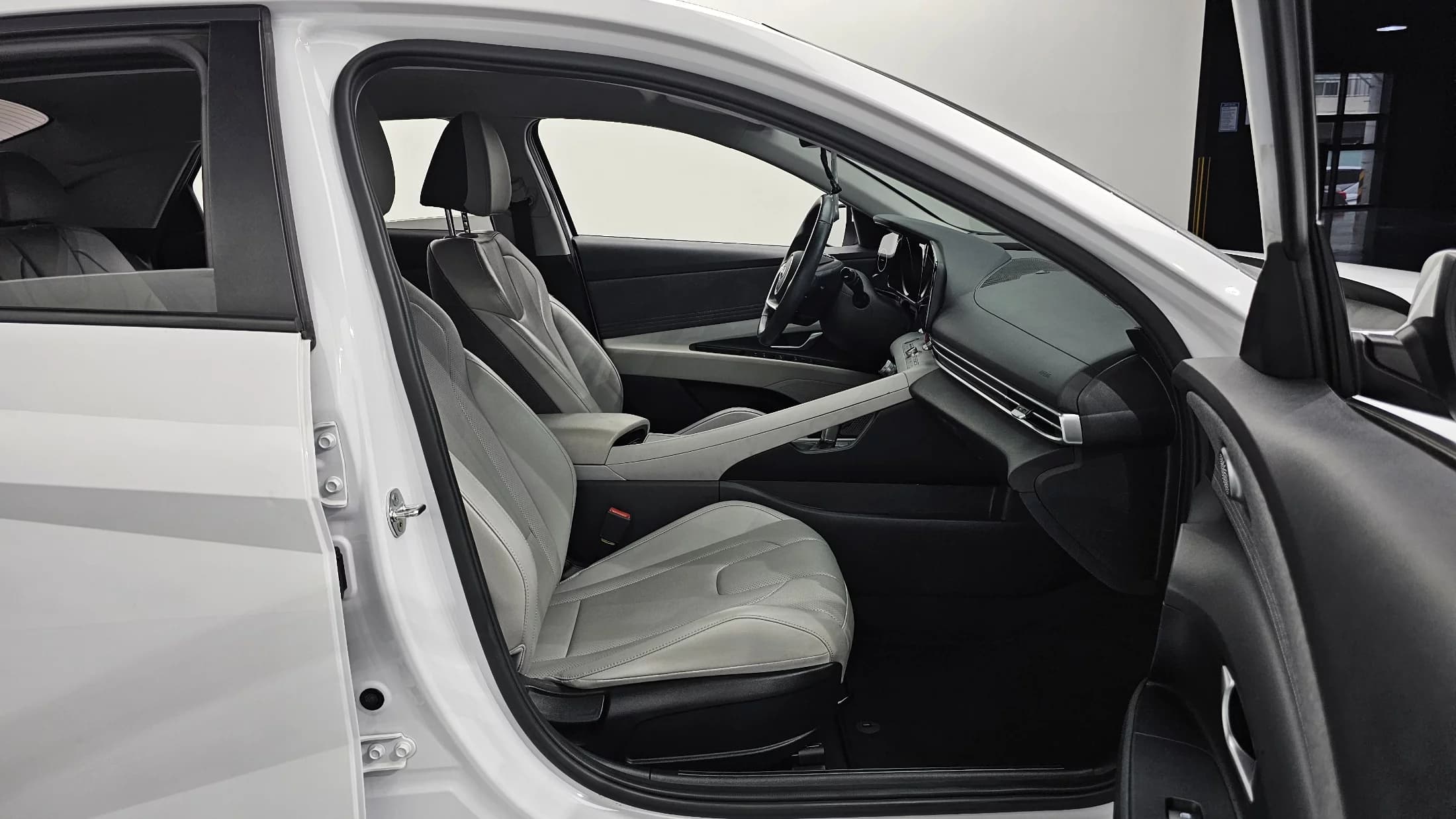 Hyundai AVANTE (Хендай Элантра) 1.6 Modern, 2021 г. 116129 км. — фото 10