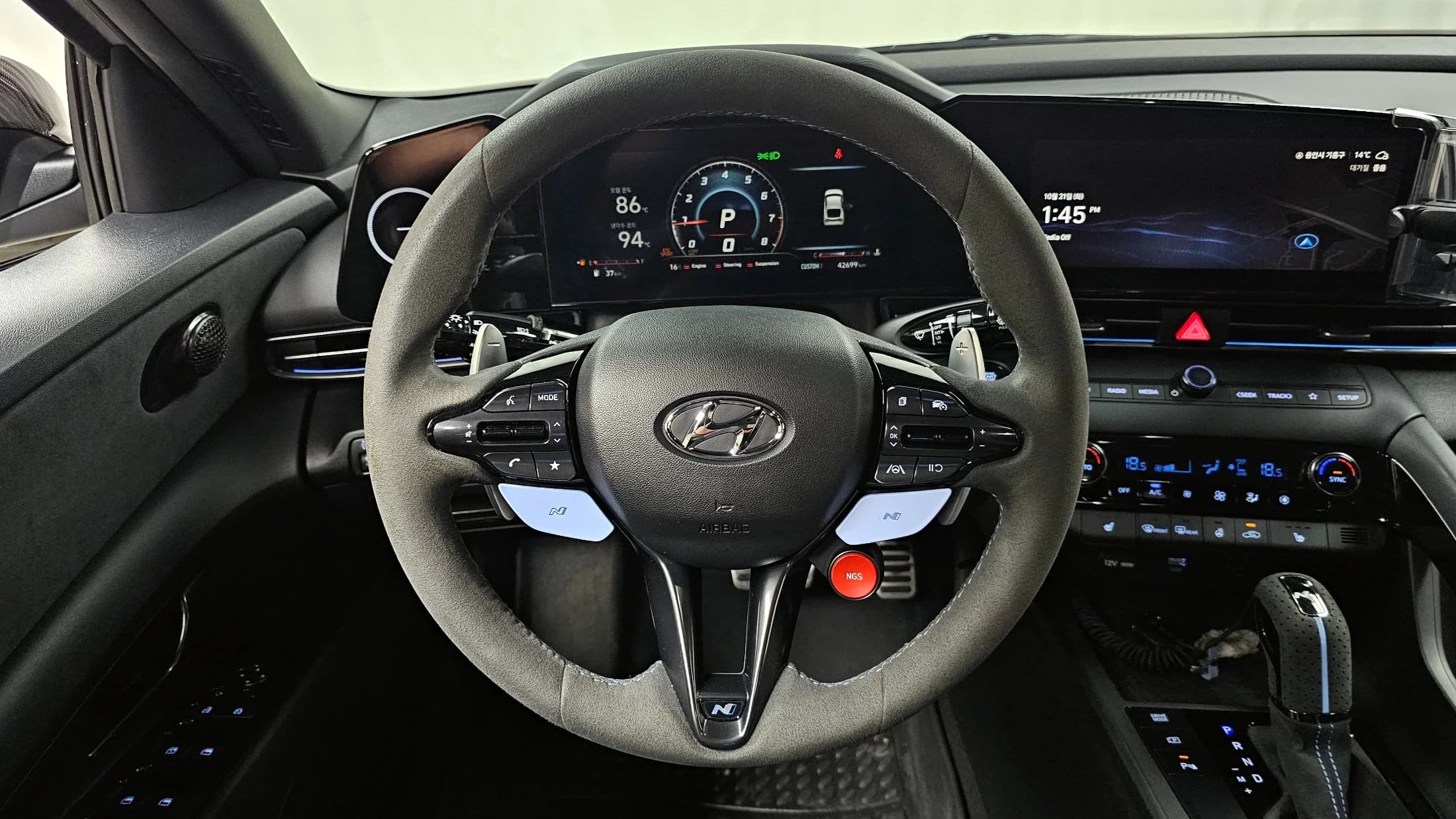 Hyundai AVANTE (Хендай Элантра) 2.0 N, 2023 г. 42843 км. — фото 13