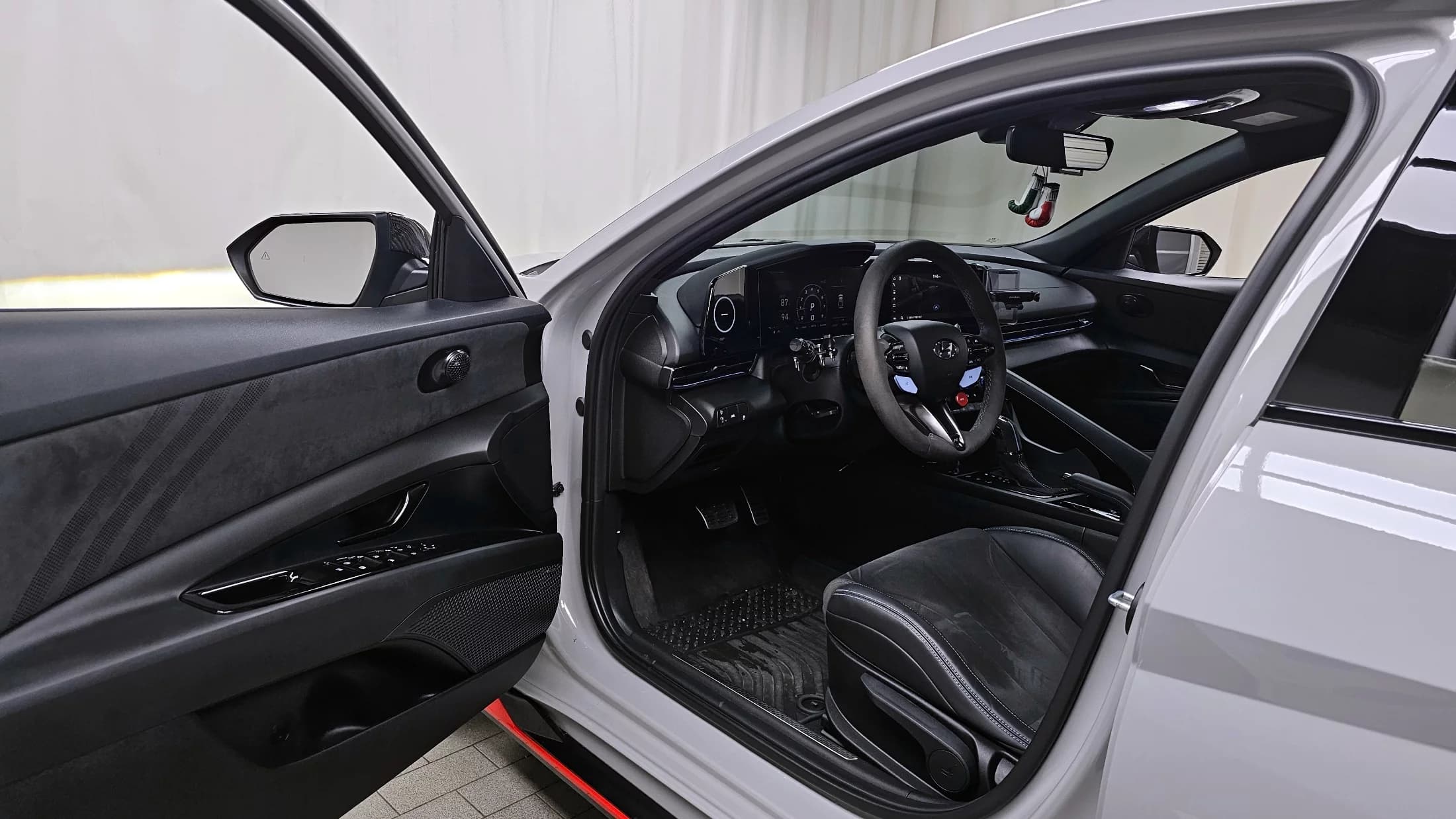 Hyundai AVANTE (Хендай Элантра) 2.0 N, 2023 г. 42843 км. — фото 10
