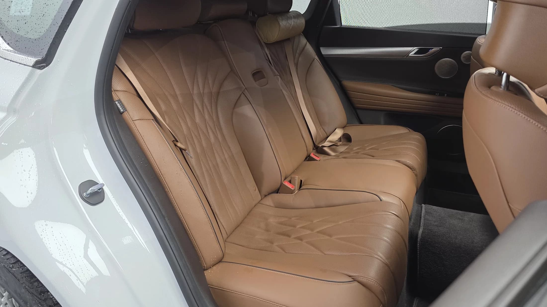 Genesis G80 Gasoline 2.5 Turbo AWD, 2023 г. 16216 км. — фото 12