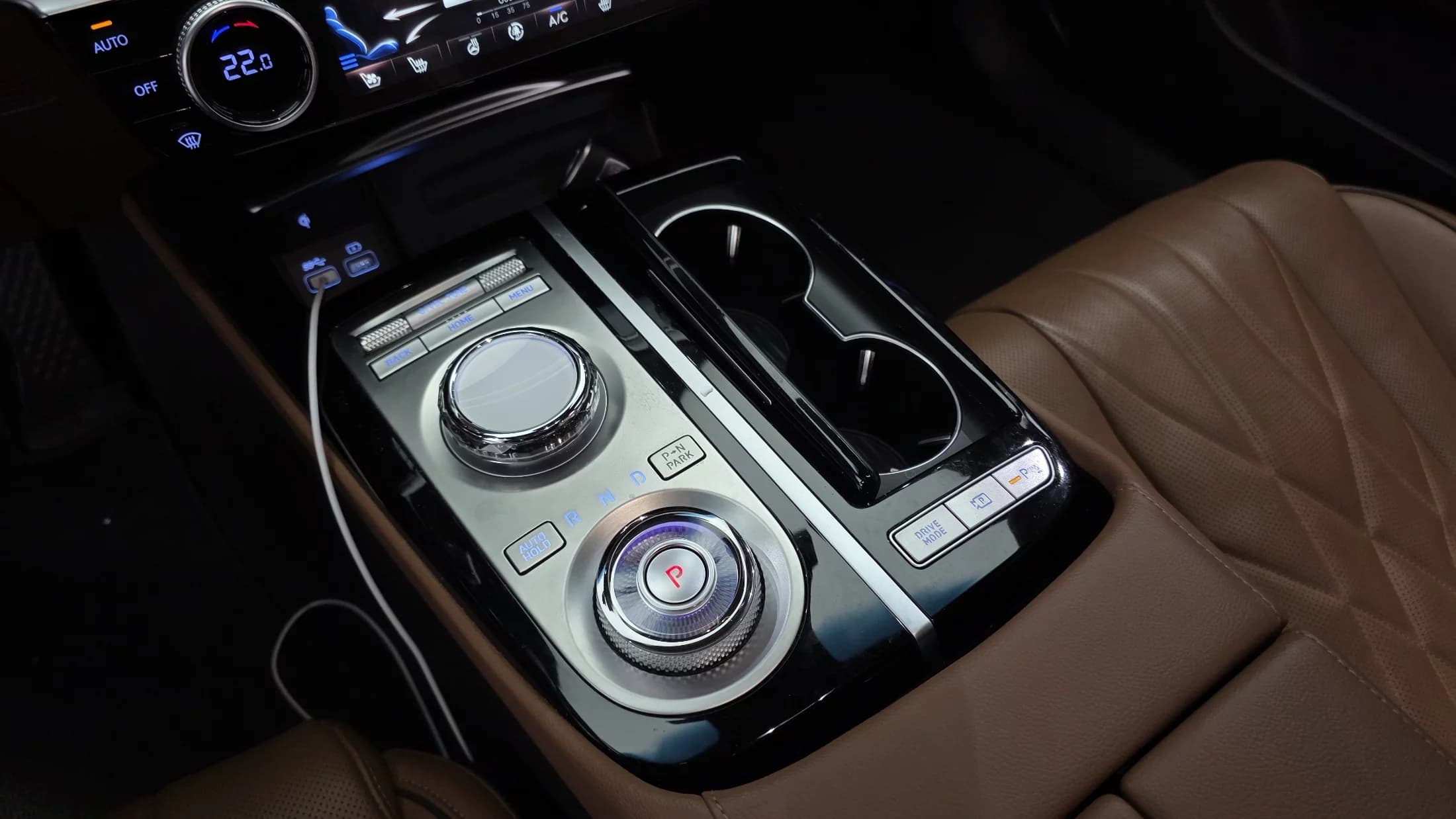 Genesis G80 Gasoline 2.5 Turbo AWD, 2023 г. 16216 км. — фото 9