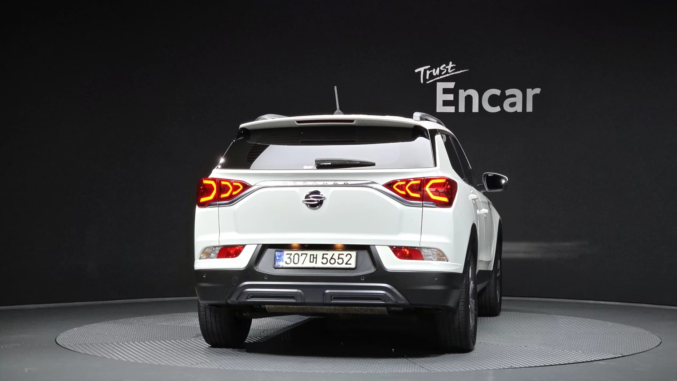 SsangYong KORANDO Gasoline 1.5 2WD C5 Plus, 2021 г. 57408 км. — фото 4
