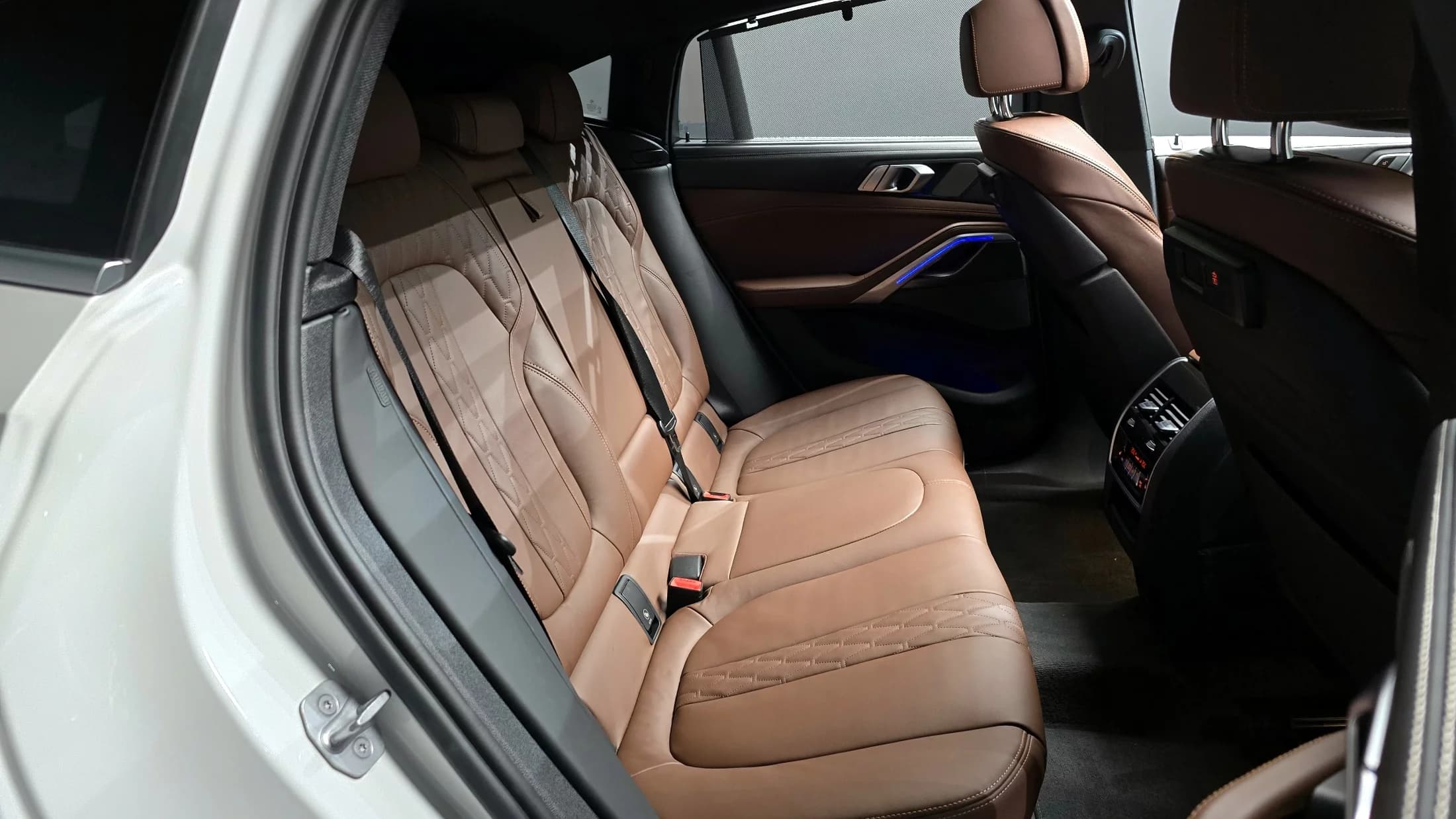BMW X6 xDrive40i M Sport, 2023 г. 20466 км. — фото 12