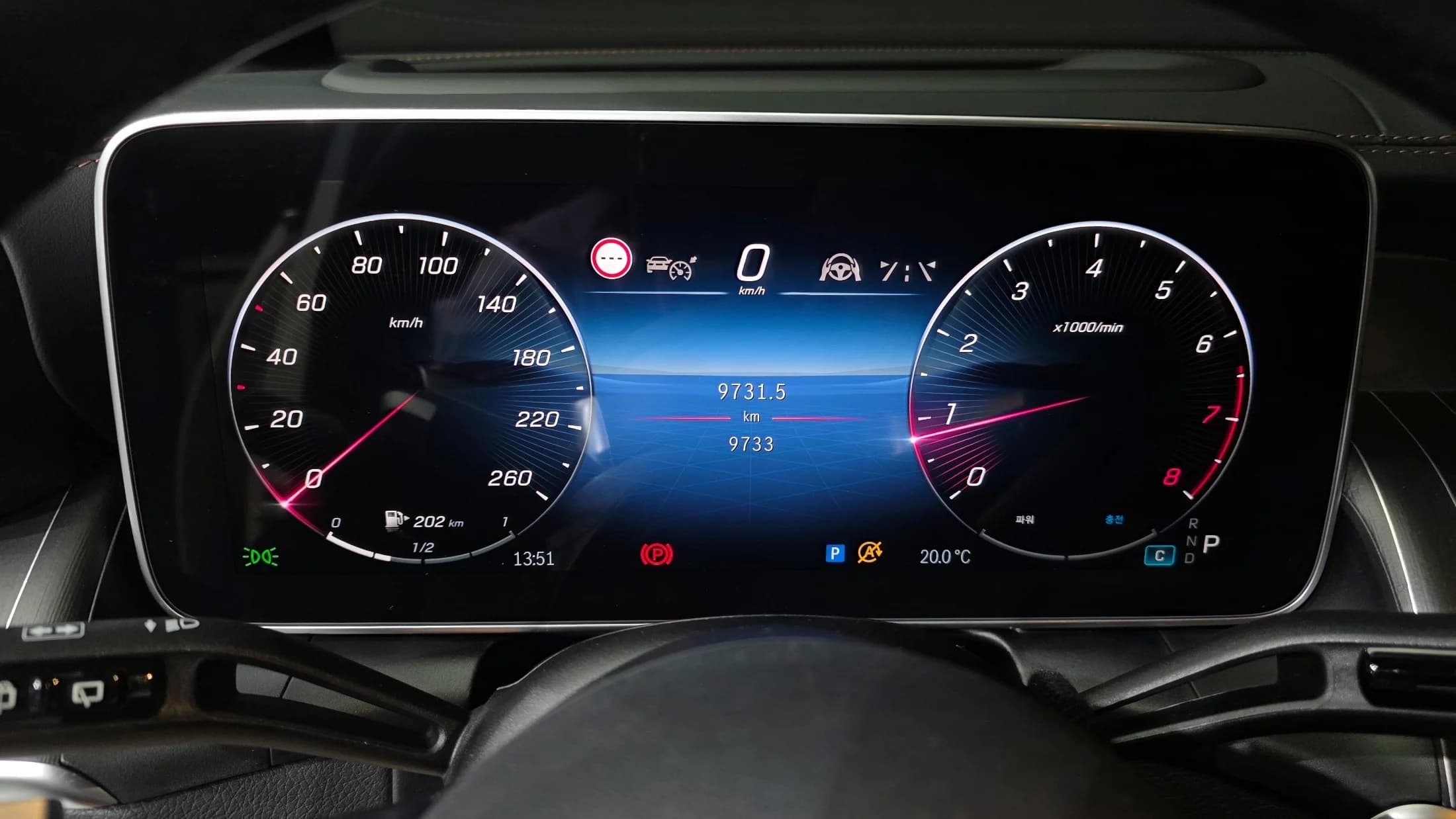 Mercedes-Benz GLC-Class GLC300 4MATIC AMG Line, 2024 г. 9872 км. — фото 8